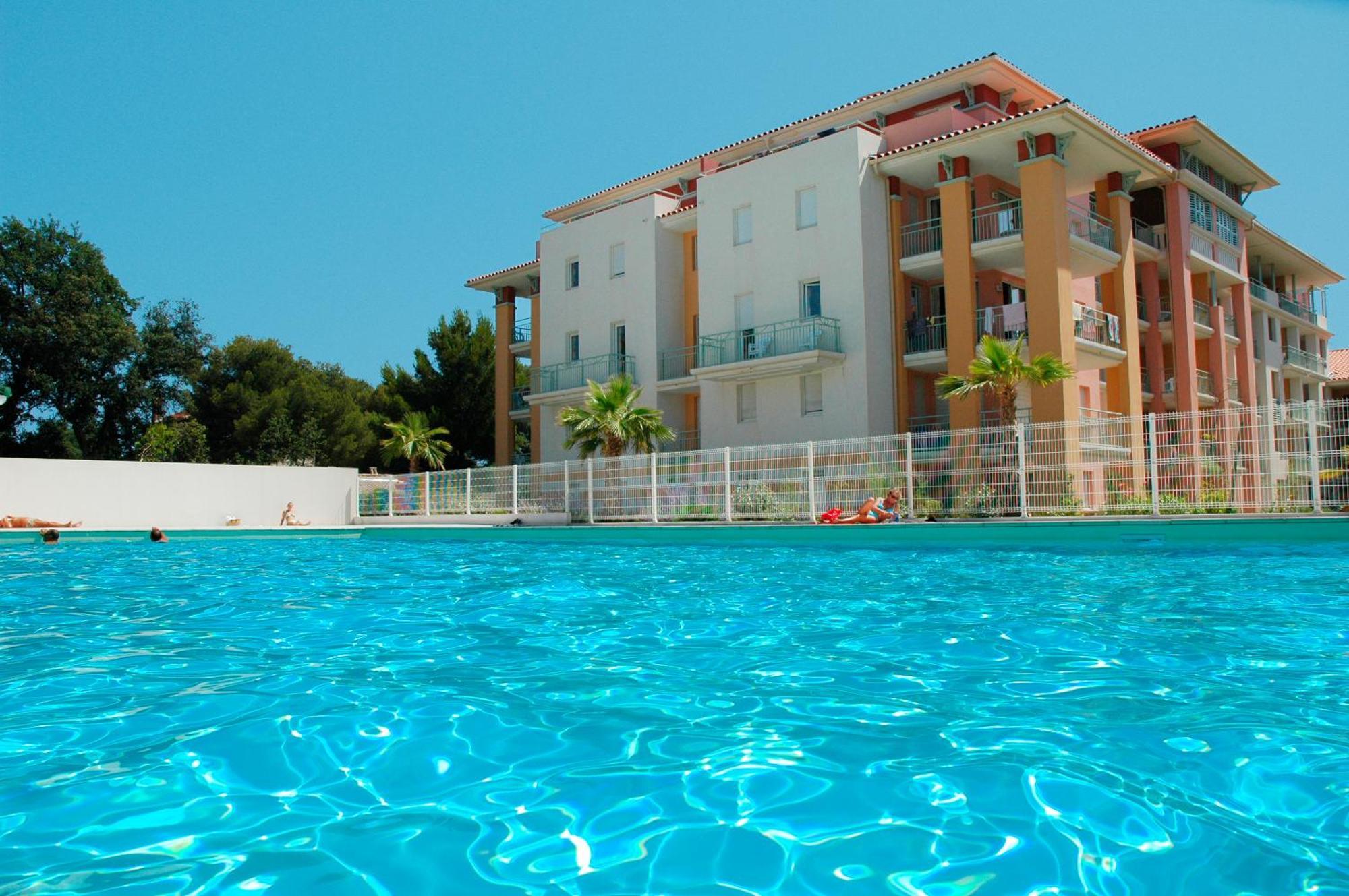 Vacancéole - Les Calanques Du Parc Fréjus Exterior foto