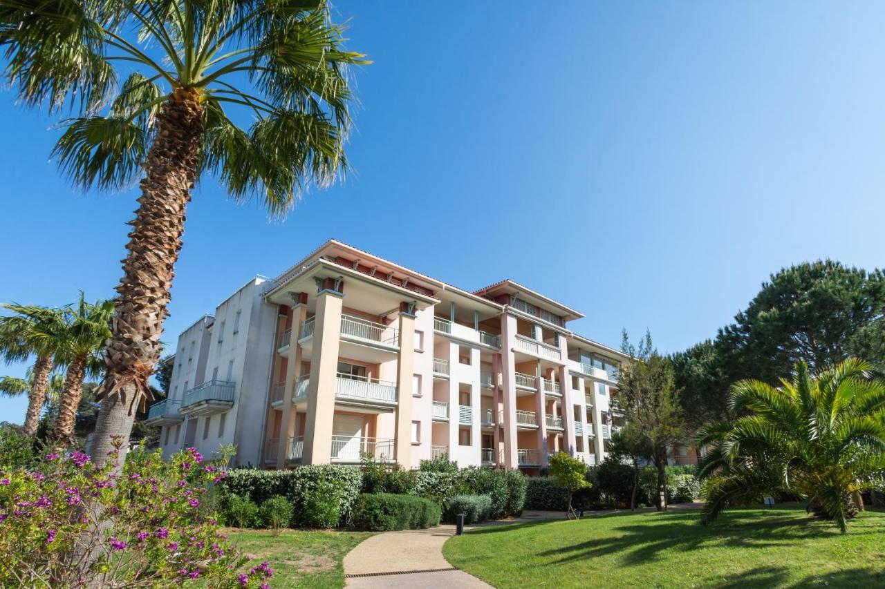Vacancéole - Les Calanques Du Parc Fréjus Exterior foto