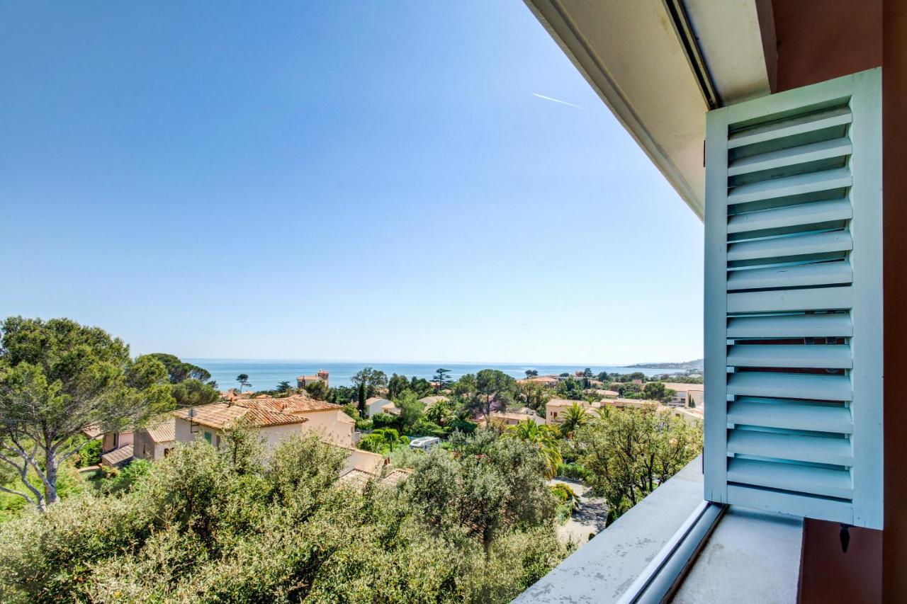 Vacancéole - Les Calanques Du Parc Fréjus Exterior foto